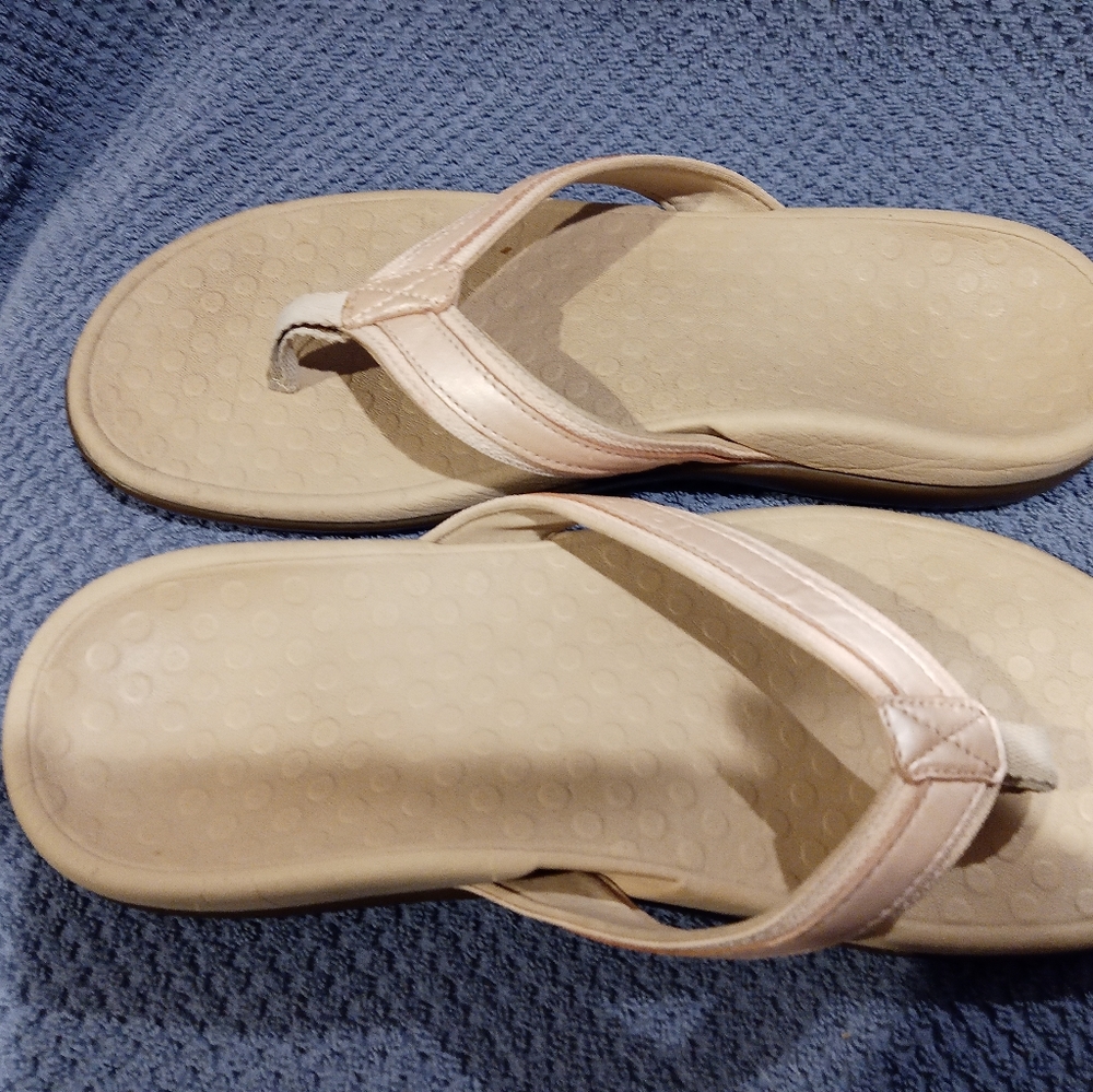 Ladies flipflops
